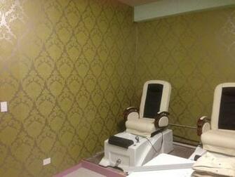 Damask Wallpaper Elegance For Today S Modern Homes