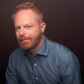 Can Jesse Tyler Ferguson Really Cook Wallpaper