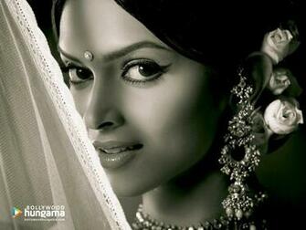 Deepika Padukone Om Shanti Wallpaper