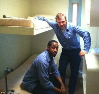 Hugh Laurie And Jaleel White Set House Season8 Twenty Vicodin