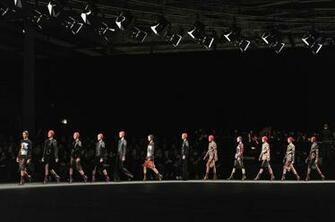 Givenchy Fashion Show Wallpaper And Image