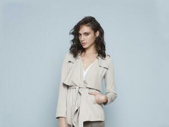Gal Gadot Background Pictures Image