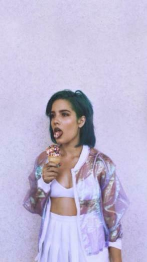 Halsey Wallpaper