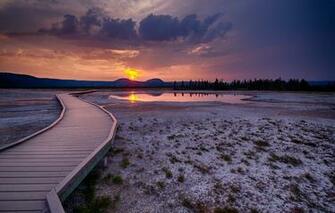 Wallpaper Usa Wyoming Montana Grand Prismatic Spring