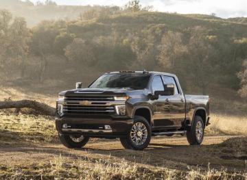 Chevrolet Silverado HD High Country Front Three Quarter