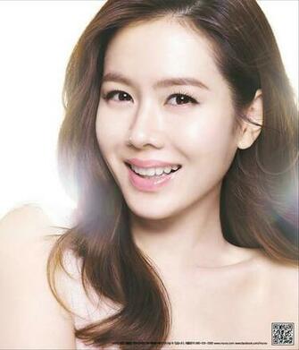 Korean Actors And Actresses Image Son Ye Jin HD Wallpaper