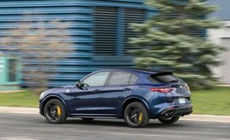 Alfa Romeo Stelvio Quadrifoglio Res