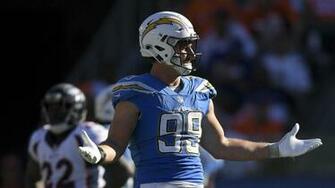 Los Angeles Chargers Joey Bosa Still Battling Foot Injury Nbc
