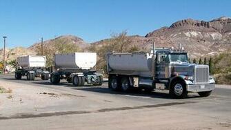 Trucks Semi Vehicles HD Wallpaper Color Palette Tags
