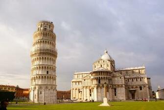 Leaning Tower Of Pisa Wallpaper X Net