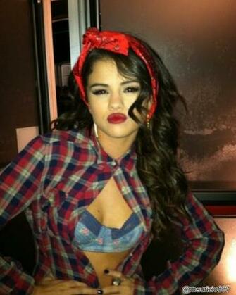 Selena Gomez Photo