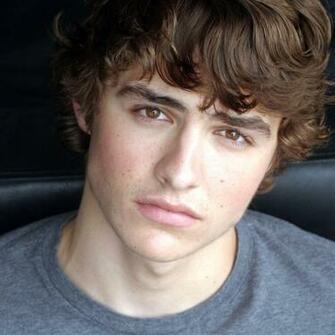 Dave Franco HD Desktop Wallpaper