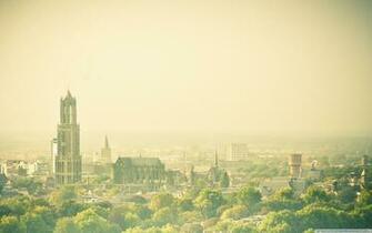 Hazy Utrecht From The Conclusion Flat 4k HD Desktop