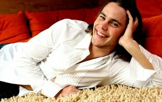 Taylor Wallpaper Kitsch