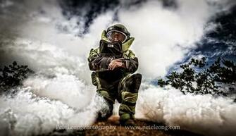 Wedding Photographer Pete Leong Eod U S Military Bomb Suit Shoot Bts