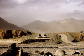 Dirt Rally Cars In Desert 0ggmzxdyunl1f1mm Wallpaper