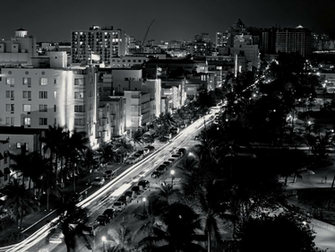 Black And White City Wallpaper