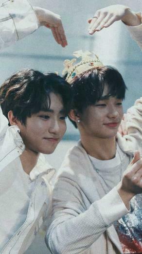 Lockscreen Wallpaper Stray Kids Uploaded By Vih