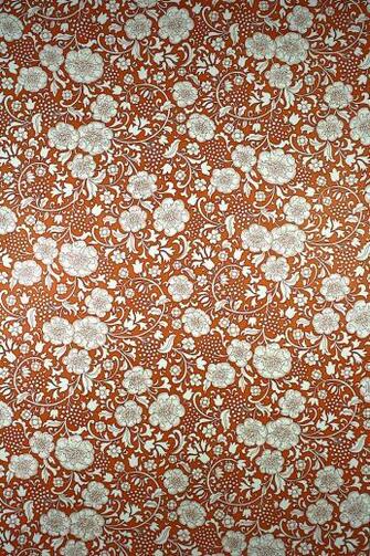 Vintage Floral Wallpaper Bordeaux