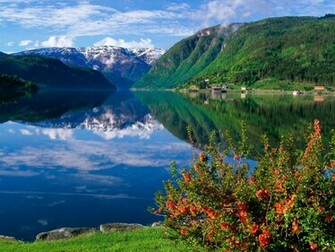 Beautiful Big River Scenery Background On This Background