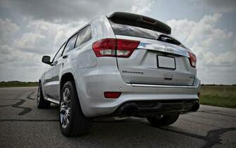 Hennessey Jeep Srt8 Hpe650 Wallpaper Heckansicht Auspuff