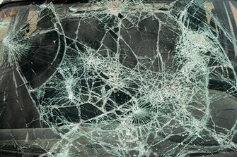 Realistic Cracked And Broken Screen Wallpaper Technosamrat