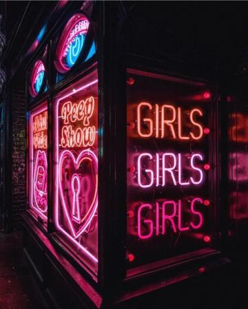 N E O G I R L S H A T Neon Lights Signs