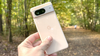 Google Pixels In Wallpaper