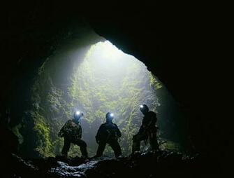 In Deep The World Of Extreme Cavers New Yorker