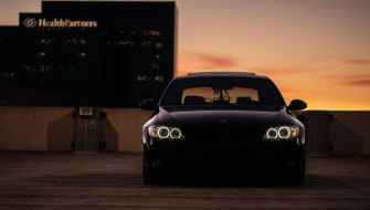 Lux E90 V8 Angel Eyes