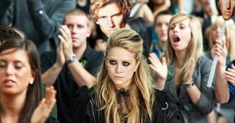 Mary Kate Olsen As The Witch In Beastly Best Of Fashion