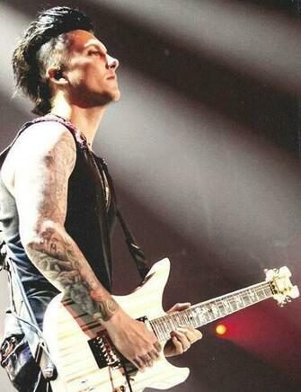 Synyster Gates Wallpaper