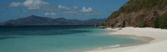Island Beach Dual Monitor Wallpaper
