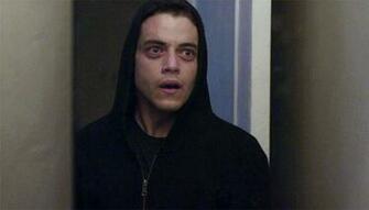 Vivendo A Paranoia De Elliot Em Mr Robot Amigos Do F Rum