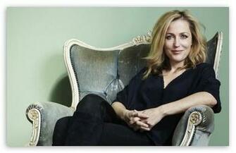 Gillian Anderson HD Wallpaper For Standard Fullscreen