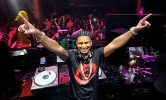 Blue Wallpaper Dj HD Party Time