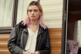 Hot Pictures Of Emma Mackey That Will Make Your Heart Thump For Her