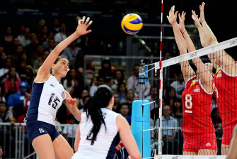 Dynamic Volleyball Action Wallpaper