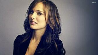 Portman Wallpaper Natalie More