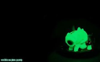 Wallpaper Glow In The Dark By Psycotrip