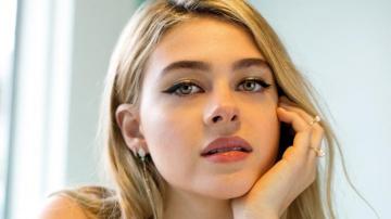 Nicola Peltz Wallpaper I Support Girls Fan Art