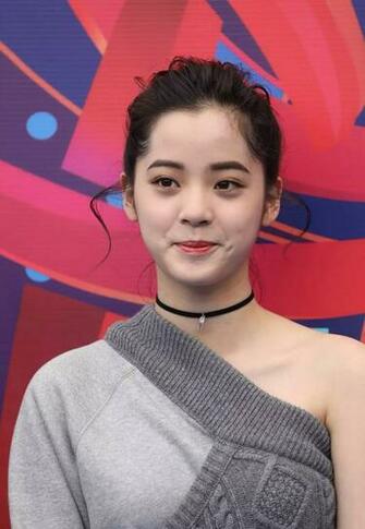 Untouched Photos Of Celebrities Show Their Flaws