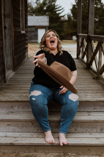 Fat Girl Wallpaper