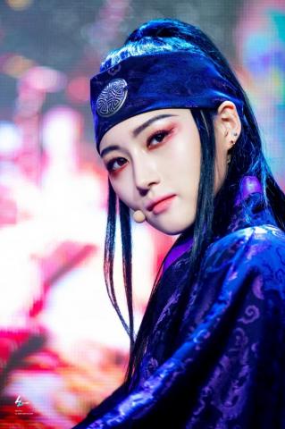 Lee Siyeon Image Asiachan Kpop Board