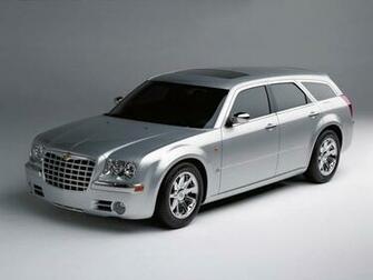Chrysler 300c Touring Desktop Wallpaper