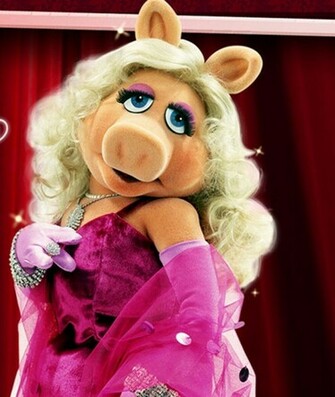 Miss Piggy Wallpaper