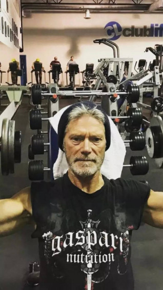 At Here S How Avatar The Way Of Water Villain Stephen Lang