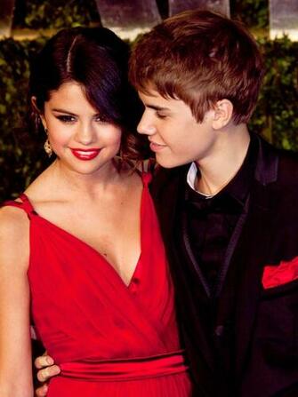 Top Wallpaper Justin Bieber And Selena Gomez