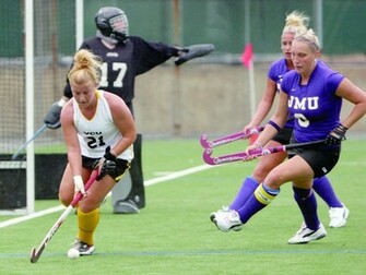 Field Hockey The Dribble Wallpaper Pictures