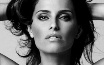 Nelly Furtado Brunette Bw Close Up Face Girl Sexy